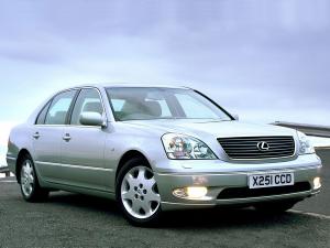 Lexus LS430 2000 года (UK)